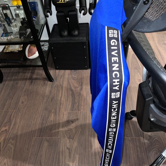 Givenchy jacket - Picture 3 of 5